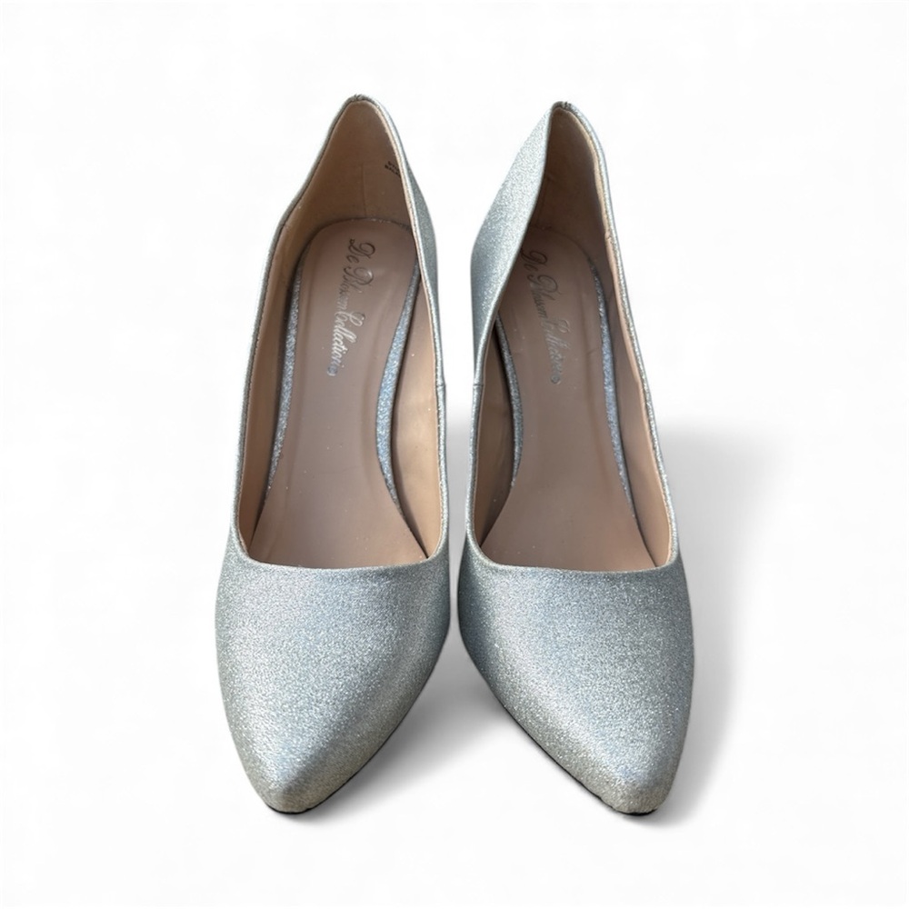 DE BLOSSOM COLLECTION Shimmering Silver Heels - Picture 4 of 5
